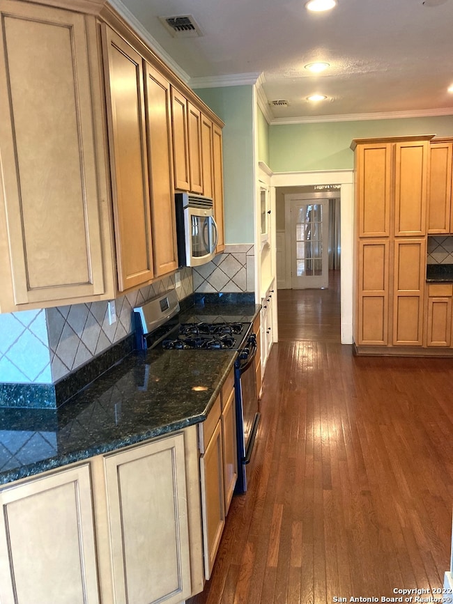 639 W Woodlawn Ave, San Antonio, TX 78212 - photo 7