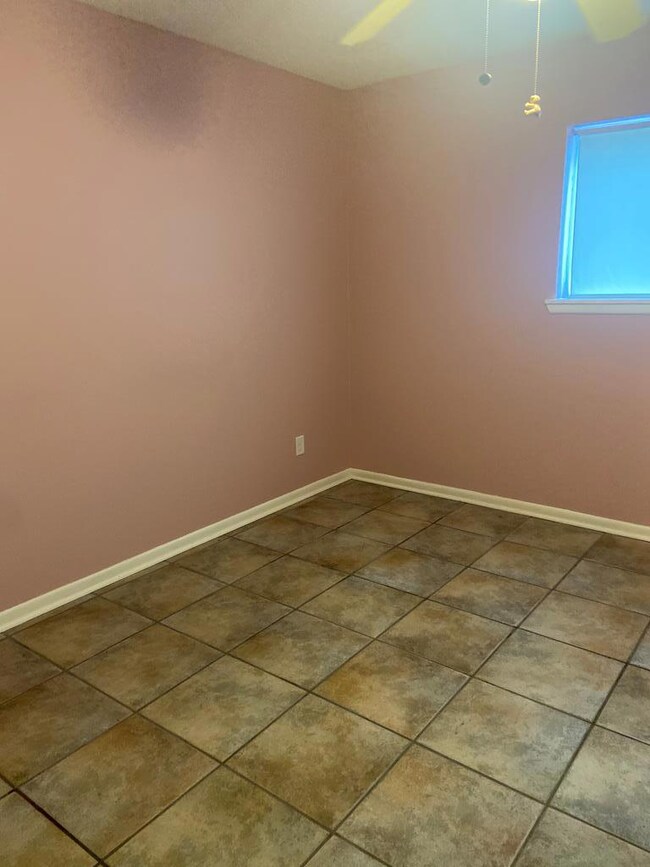 3220 La Vista Ave, Bay City, TX 77414 - photo 3