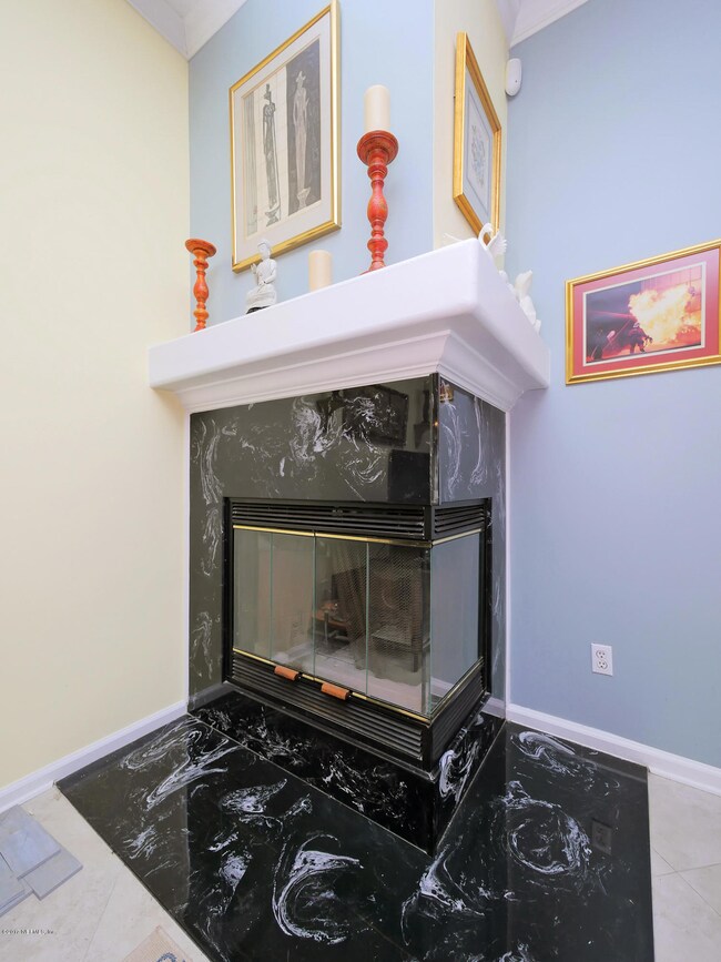 1571 Linkside Dr-7