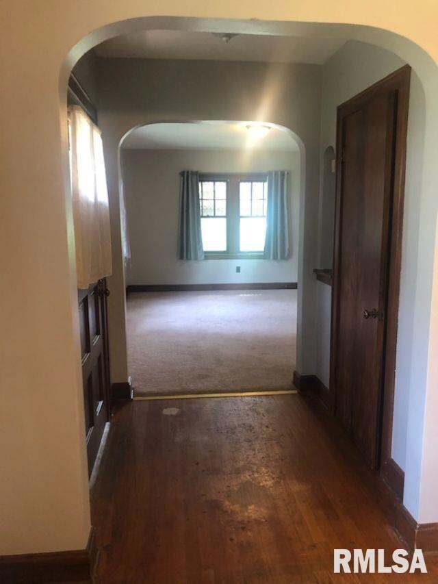 1728 E Locust St unit A, Davenport, IA 52803 - photo 3