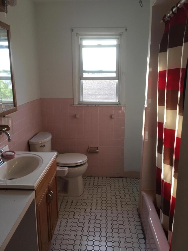 99 Vedder Ave, Staten Island, NY 10302 - photo 3
