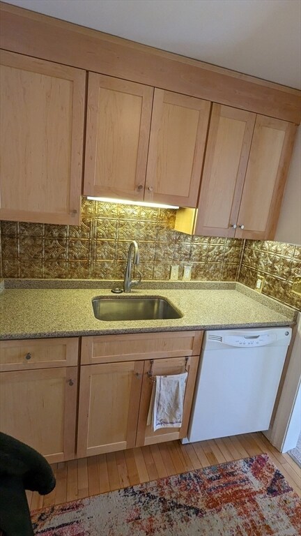 12 Longmeadow Rd unit 12 bis, Lincoln, MA 01773 - photo 7