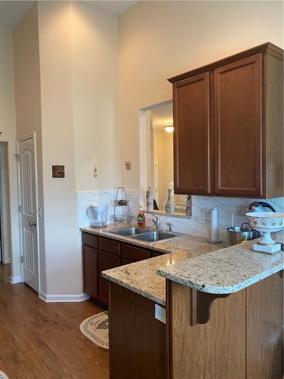 210 S Beckingham Dr, Brunswick, GA 31525 - photo 7