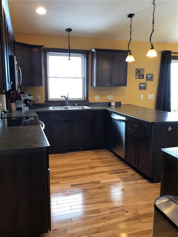 3126 W Ridge Dr, Eau Claire, WI 54703 - photo 4