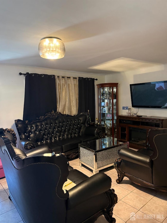 37 Hazelhurst St, New Brunswick, NJ 08901 - photo 5