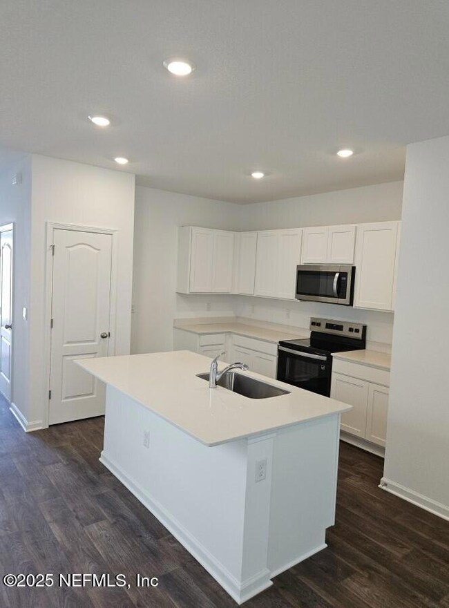 12727 Geronimo Place, Jacksonville, FL 32218 - photo 6