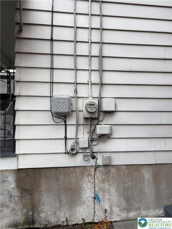 477 N River St, Wilkes Barre, PA 18702 - photo 4