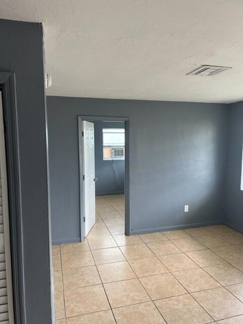 696 SW 4th St unit 4, Belle Glade, FL 33430 - photo 7