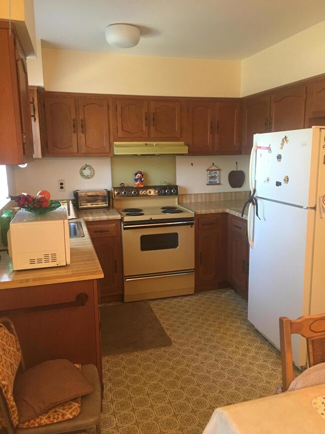 6B Ivy St, Whiting, NJ 08759 - photo 2