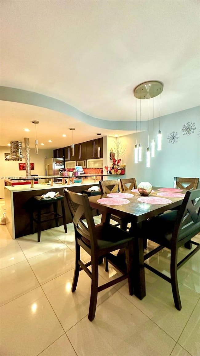 18880 NW 57th Ave unit 208, Hialeah, FL 33015 - photo 3