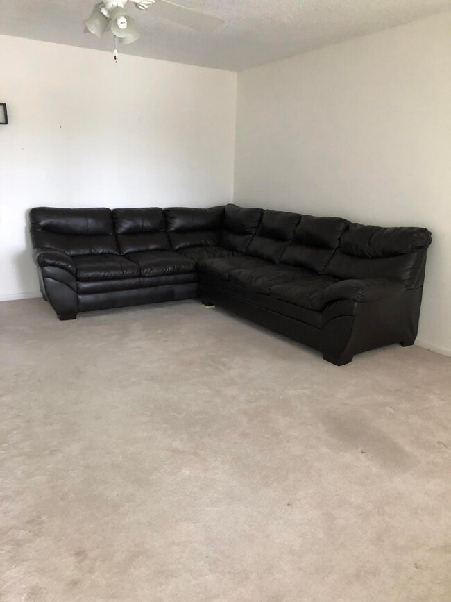 235 Sheffield J, West Palm Beach, FL 33417 - photo 3