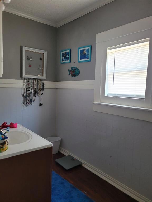 1320 N Gaines St, Ennis, TX 75119 - photo 7