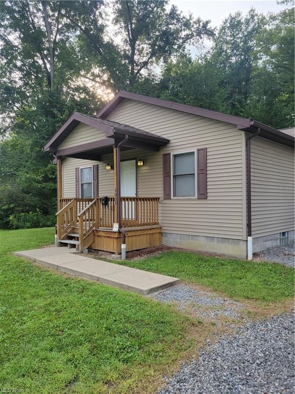 Cute little front porch