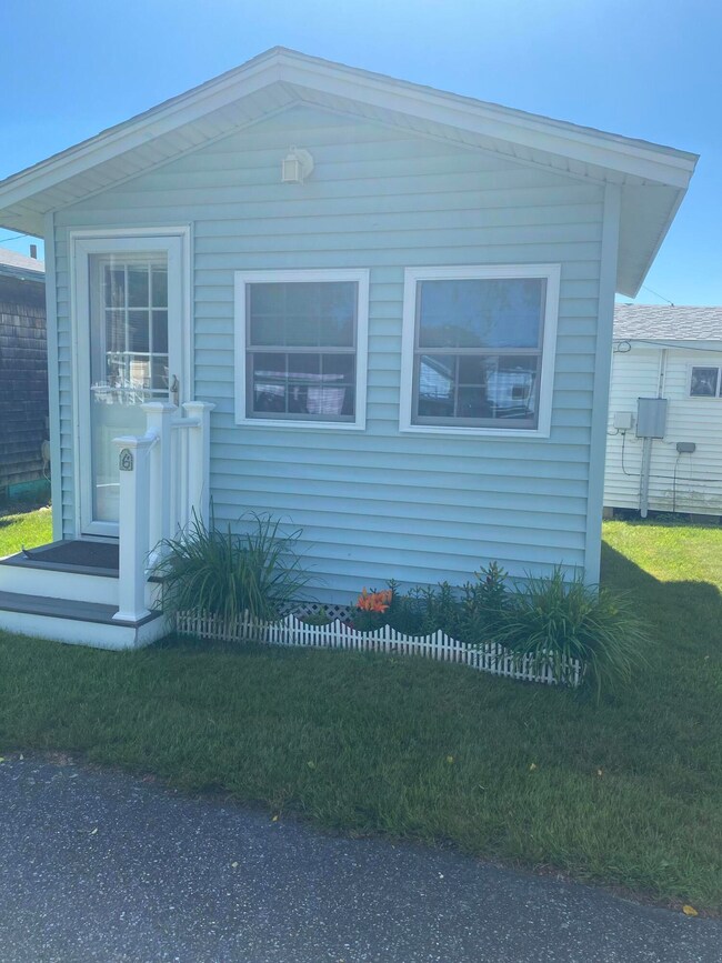 333 Long Sands Rd unit 6, York, ME 03909 - photo 2