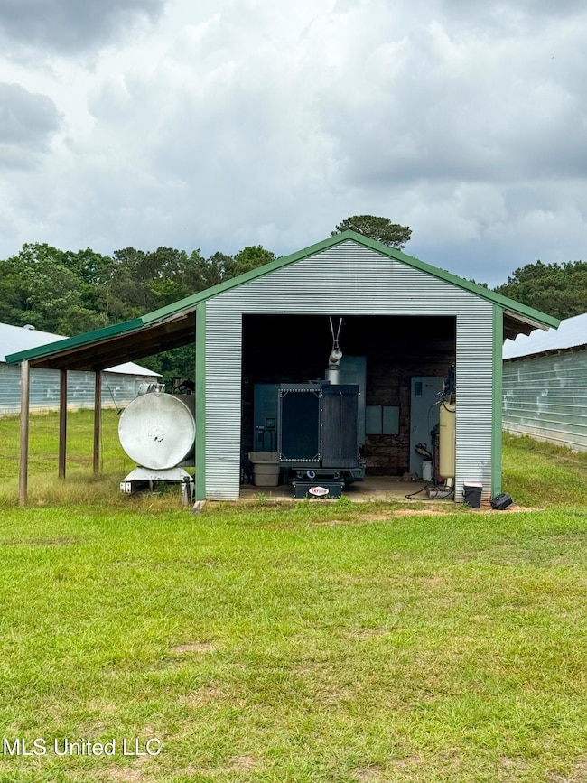31 John Thompson Rd, Richton, MS 39476 - photo 4