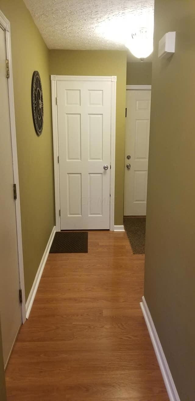 3774 Dunlane Ct, Columbus, OH 43228 - photo 6