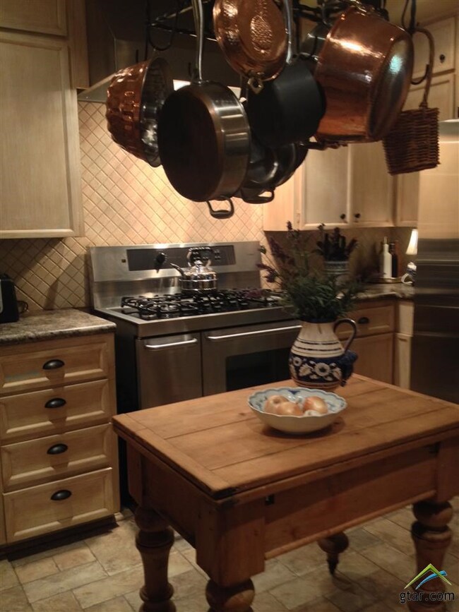 2615 S Cameron Ave, Tyler, TX 75701 - photo 5