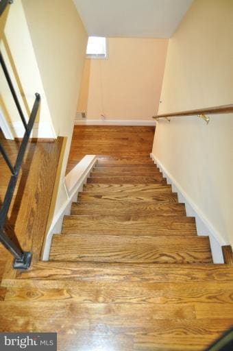 902 Foxridge Ln, Essex, MD 21221 - photo 2