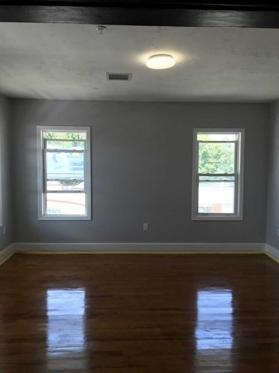 545 Park Ave unit 3, Worcester, MA 01603 - photo 4