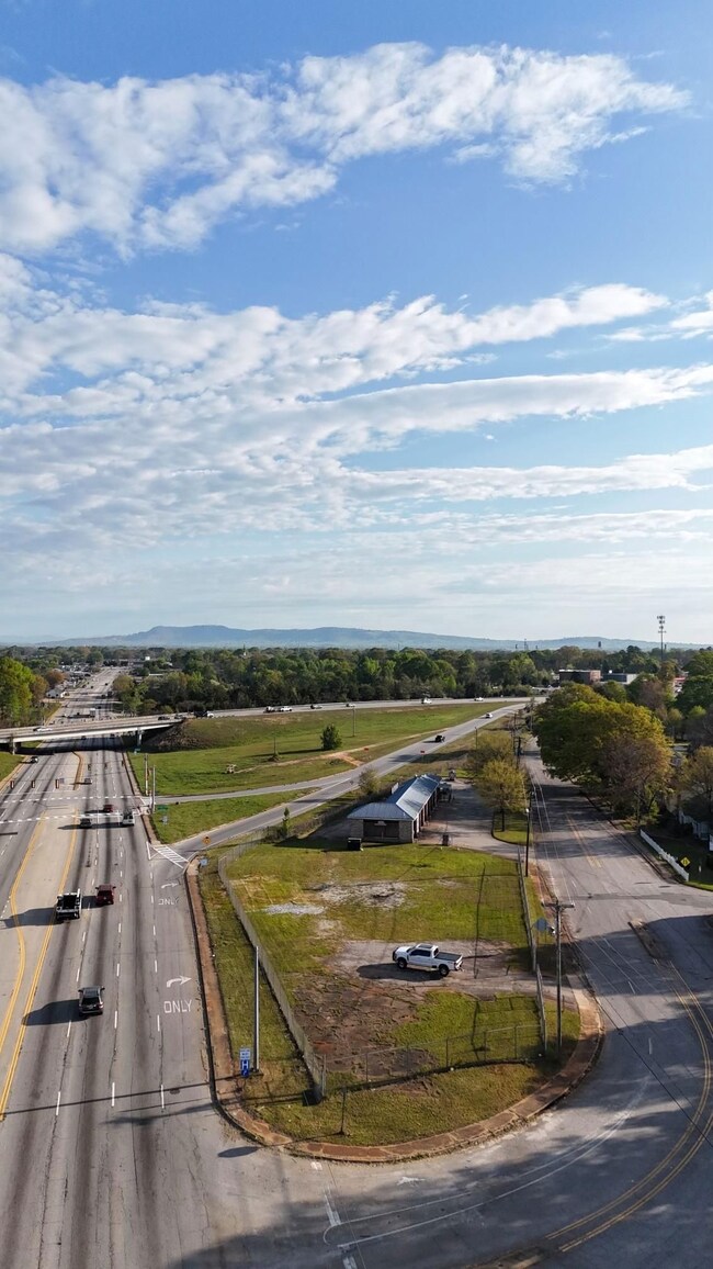 1918 Old Easley Bridge Rd, Greenville, SC 29611 - photo 5