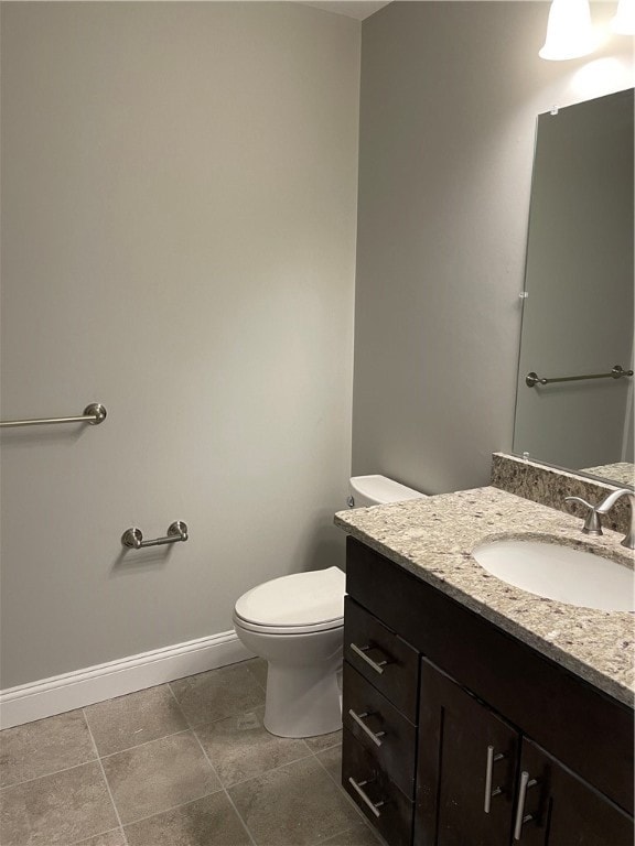 Full guest bath with shower/bath tub