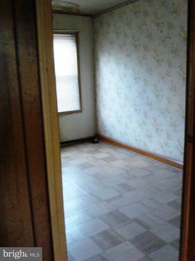 318 S Chapel St, Baltimore, MD 21231 - photo 3