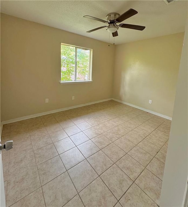 201 Bayonne Dr unit B, La Place, LA 70068 - photo 5