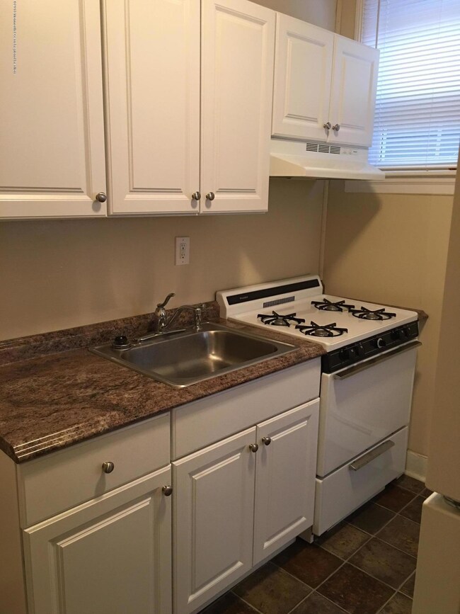 23 Surf Ave unit 1W, Ocean Grove, NJ 07756 - photo 3