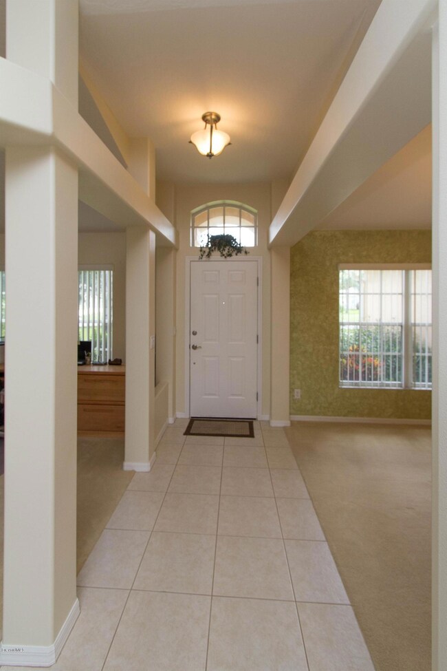 002_Foyer