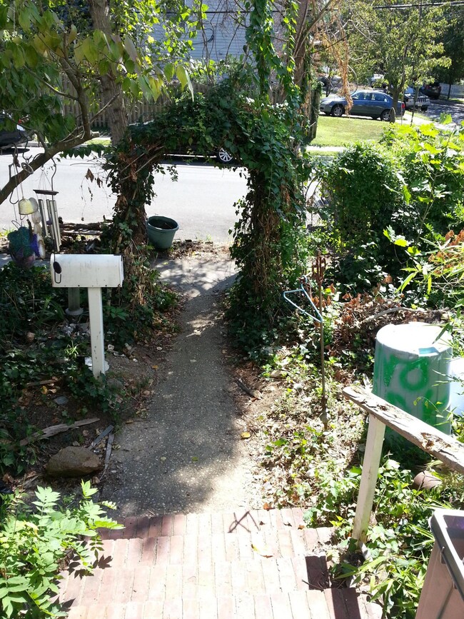 Gateway to House
