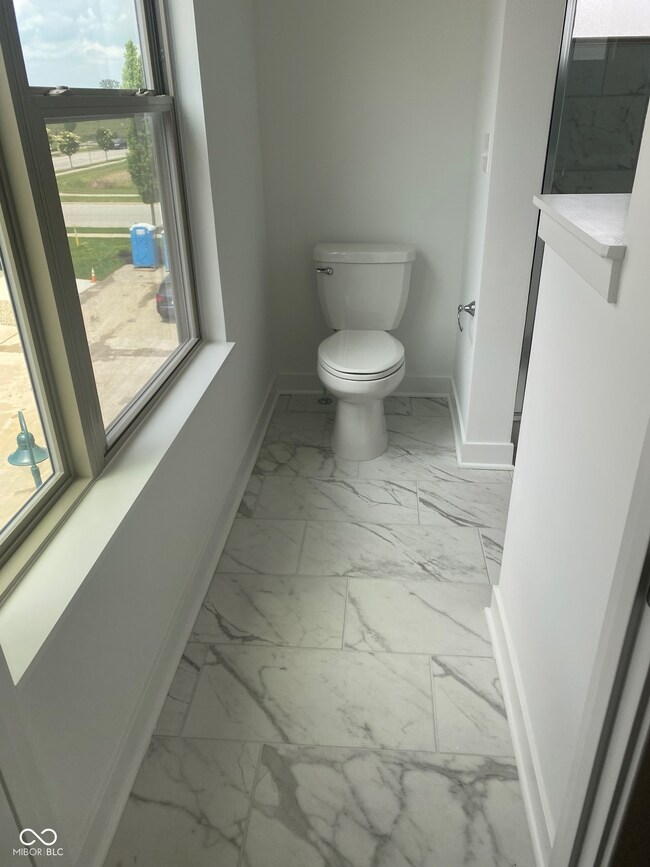 13445 Carlsbad Place, Fishers, IN 46037 - photo 5