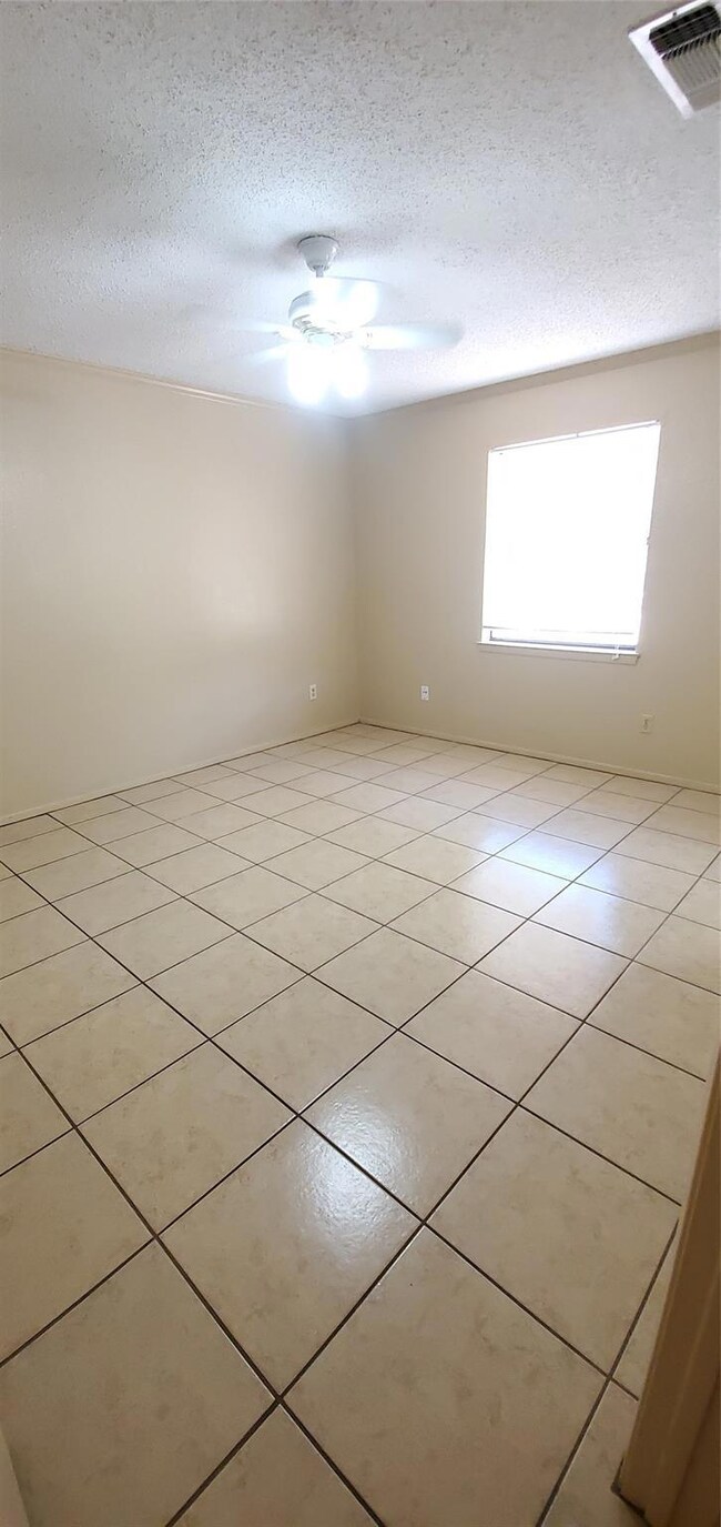 912 Terry Trail, Weatherford, TX 76086 - photo 5