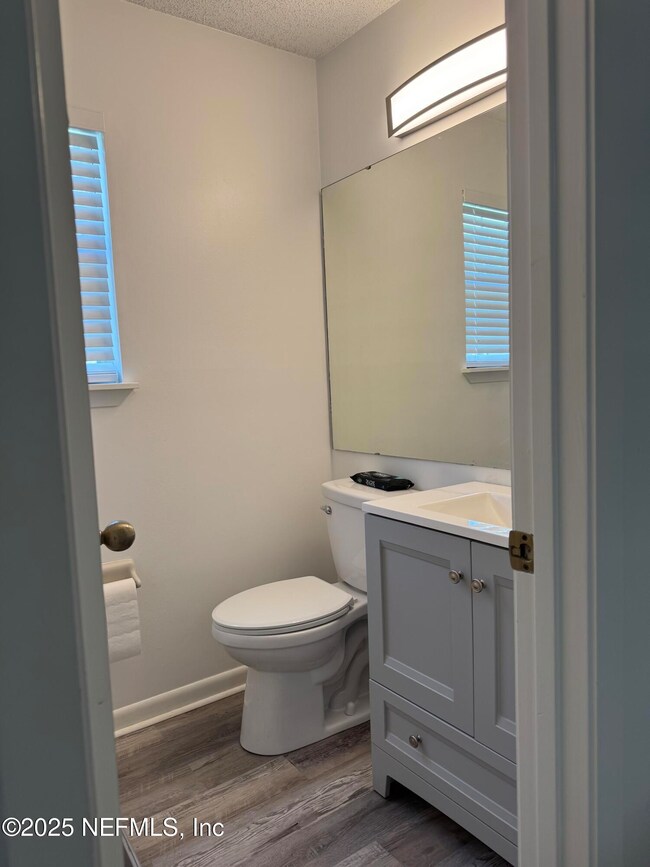 200 Spindrift Ln, Neptune Beach, FL 32266 - photo 7