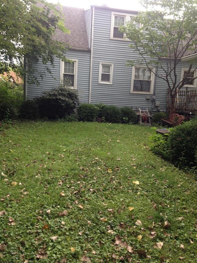 443 N Cline Ave, Griffith, IN 46319 - photo 4