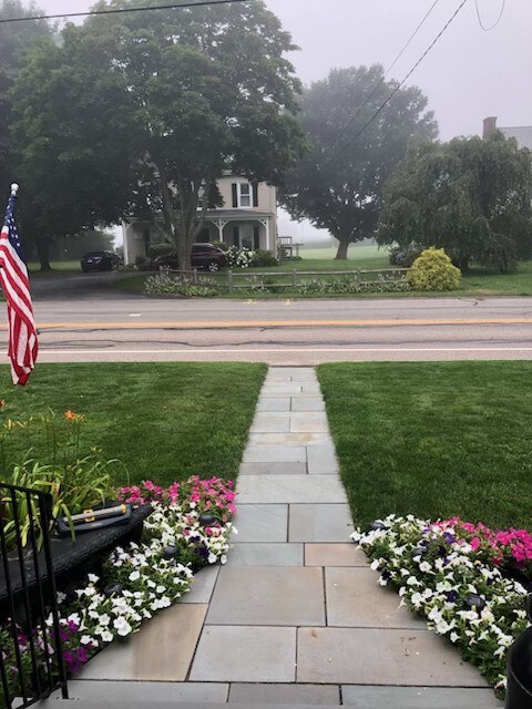 279 Chases Ln, Middletown, RI 02842 - photo 4