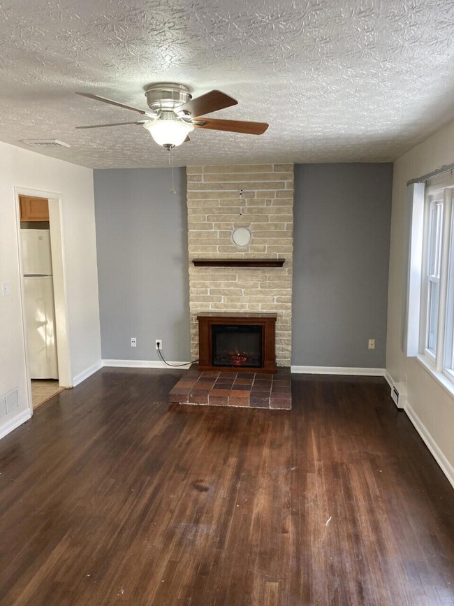 4117 Seigman Ave, Columbus, OH 43213 - photo 3