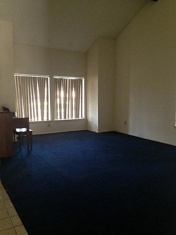 6023 Downwood Forest Dr, Houston, TX 77088 - photo 4