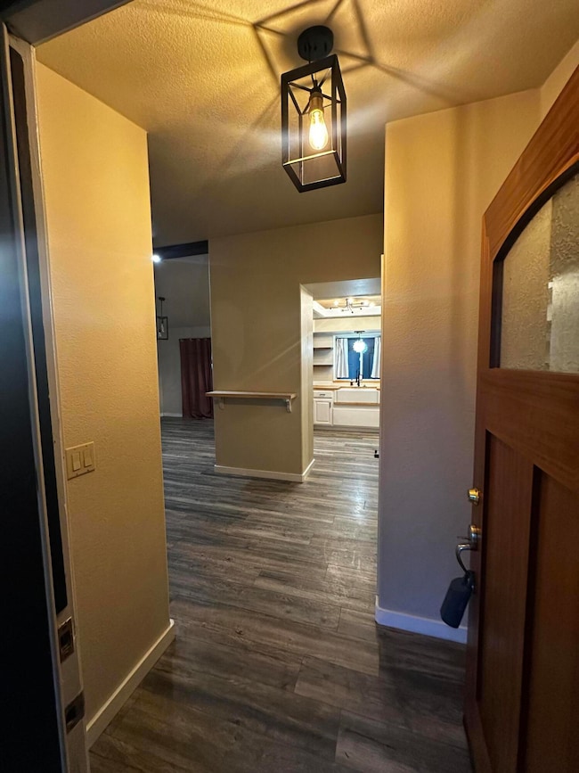 1517 Molly Ln, Grants Pass, OR 97527 - photo 3