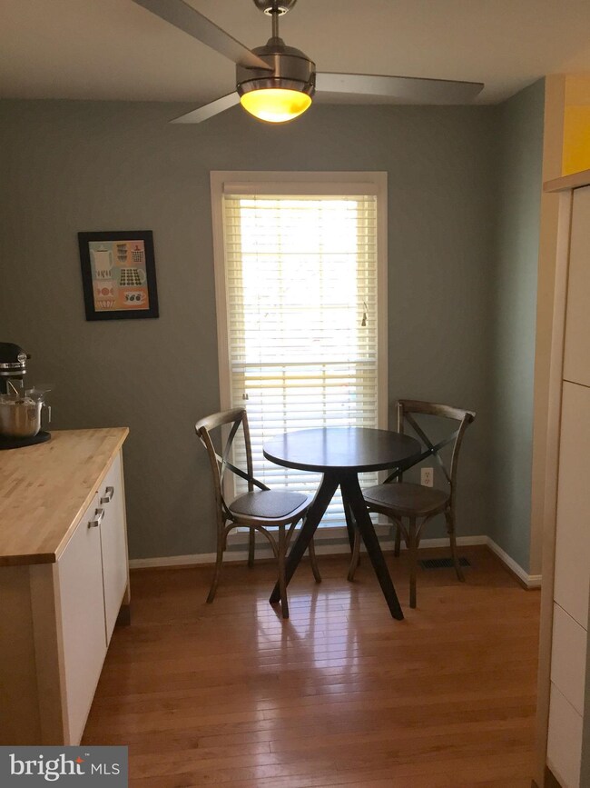 2921 Cashel Ln, Vienna, VA 22181 - photo 7