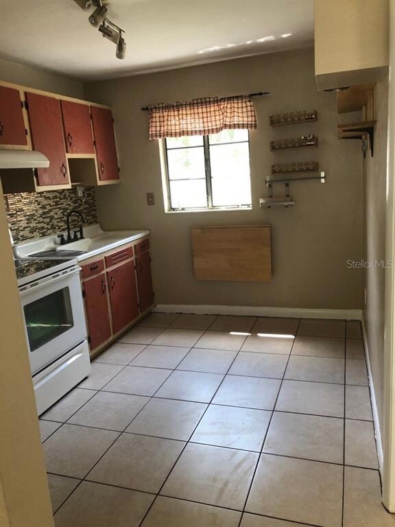 4226 W Bay Vista Ave, Tampa, FL 33611 - photo 5