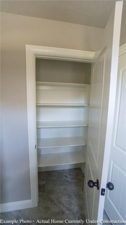 942 Red Oak St, Elkins, AR 72727 - photo 2