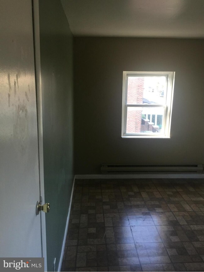 87 S Kossuth St, Baltimore, MD 21229 - photo 3