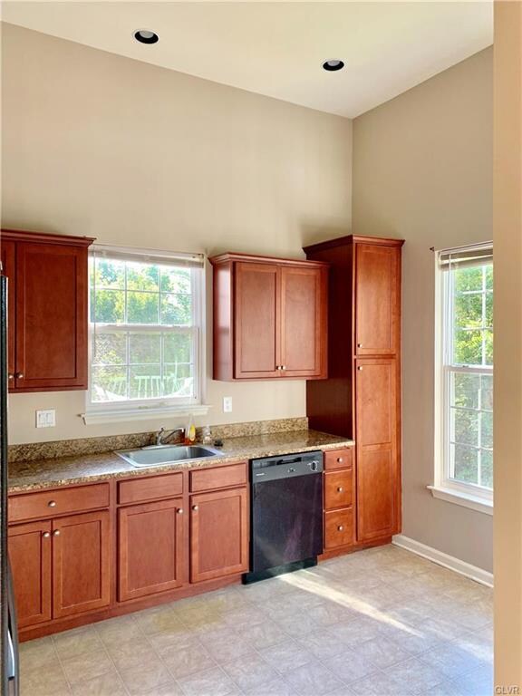 Fully applianced kitchen.