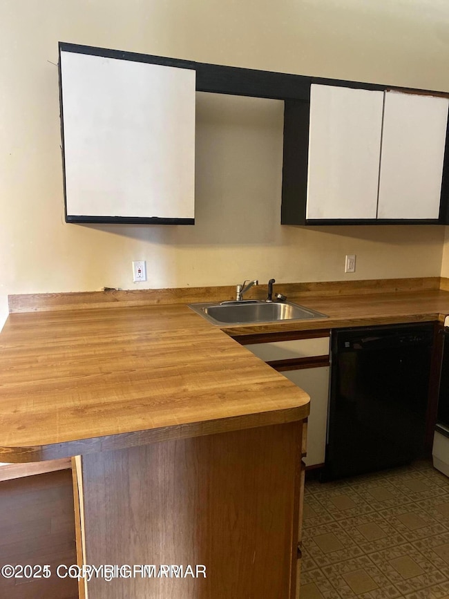 252 Harris St, East Stroudsburg, PA 18301 - photo 7