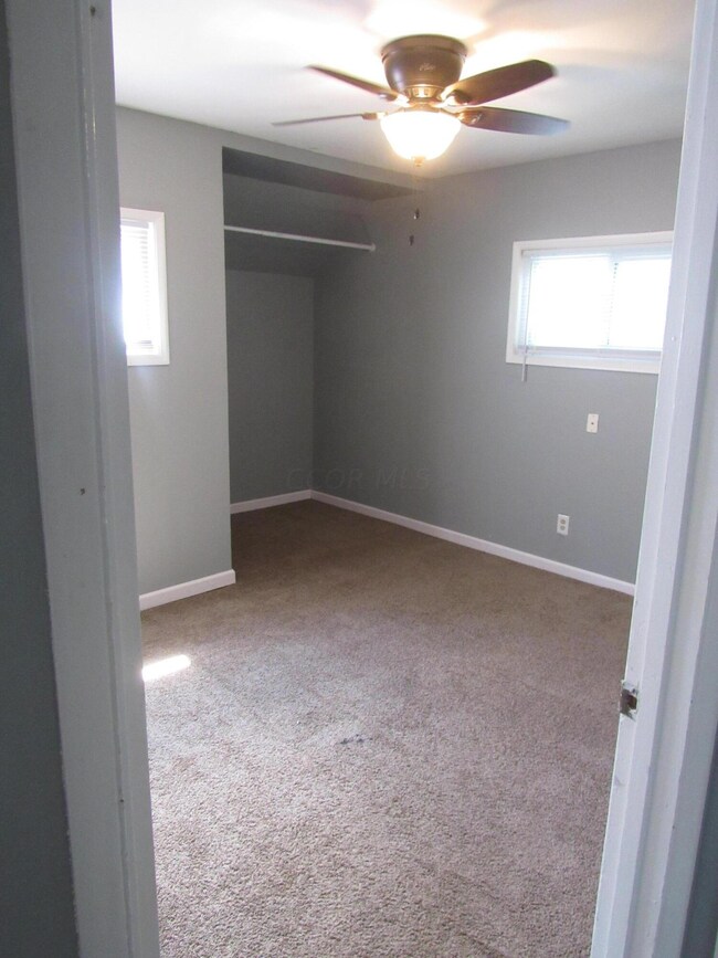 4091 Rickenbacker Ave, Columbus, OH 43213 - photo 6