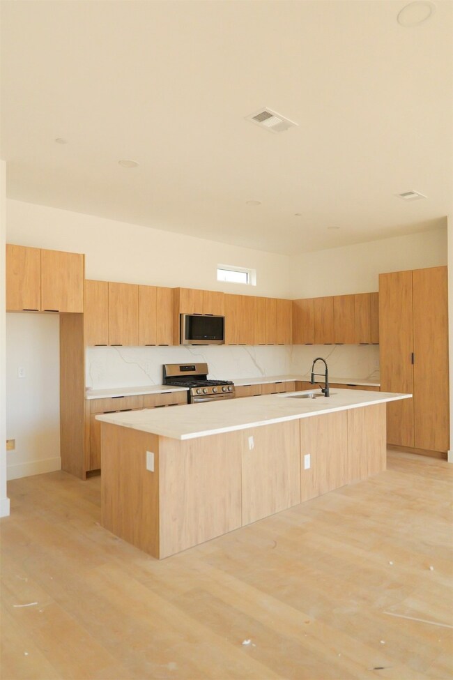 4200 Munger Ave unit 1, Dallas, TX 75204 - photo 7