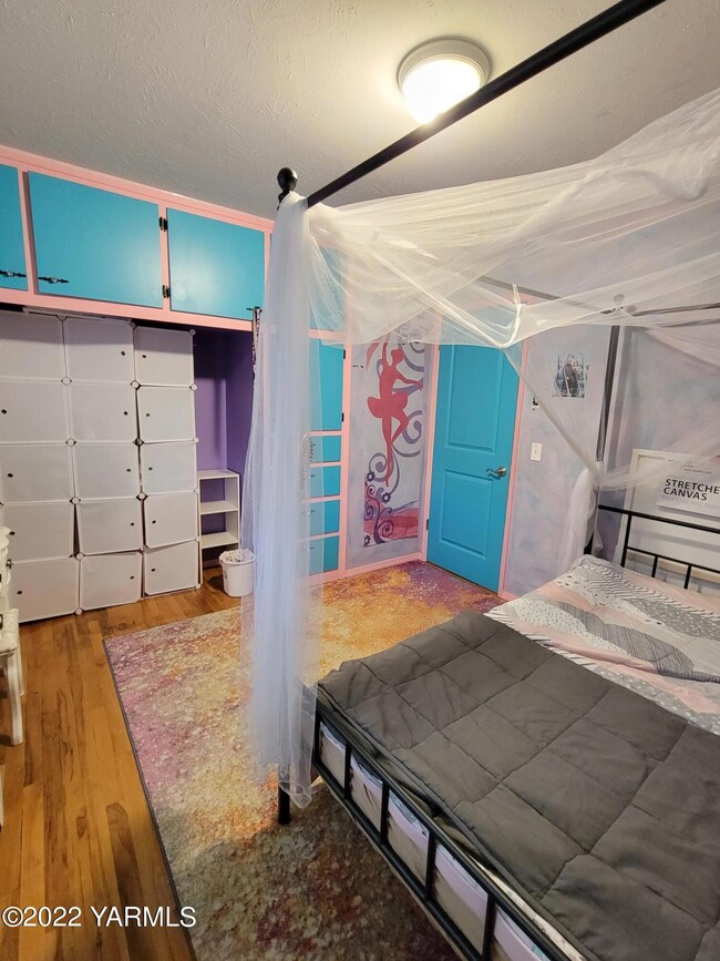 Bedroom 1a