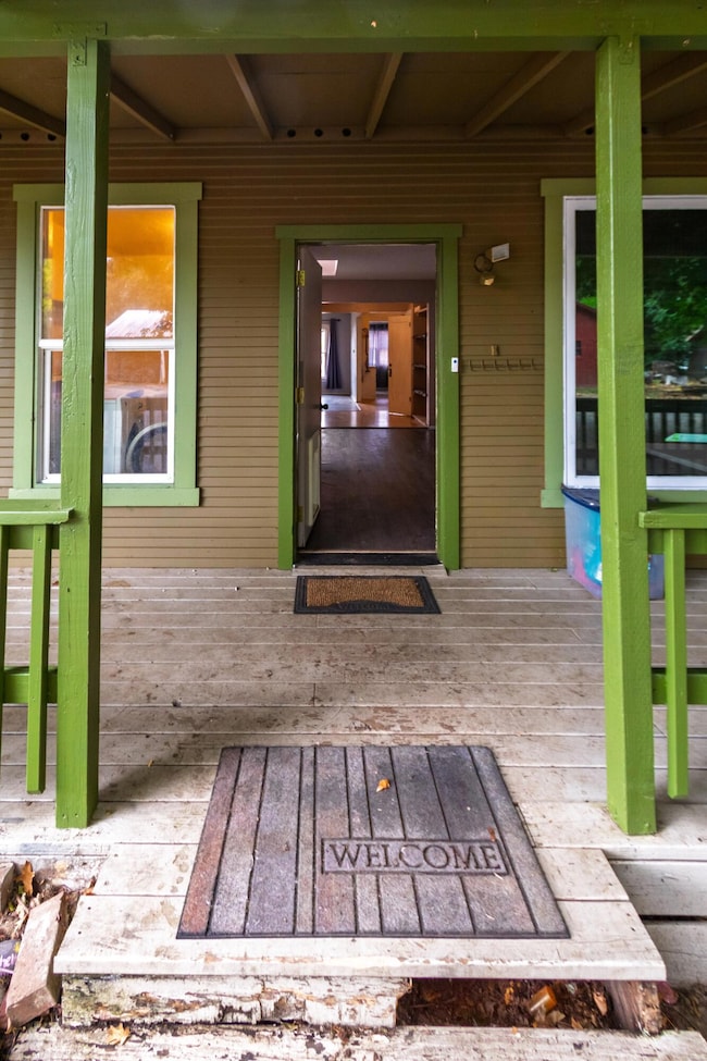 419 E Main St, Rogue River, OR 97537 - photo 3