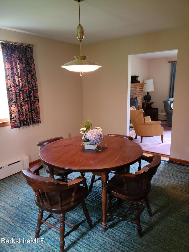 4 Glendale Dr, Adams, MA 01220 - photo 6