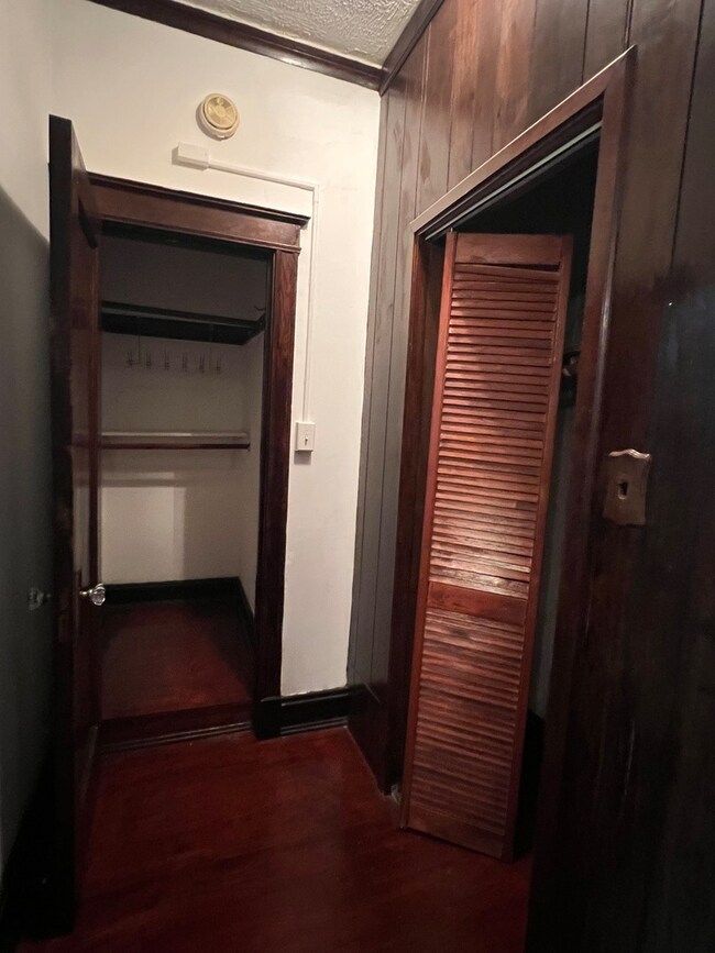 4839 N Claremont Ave unit 2, Chicago, IL 60625 - photo 7